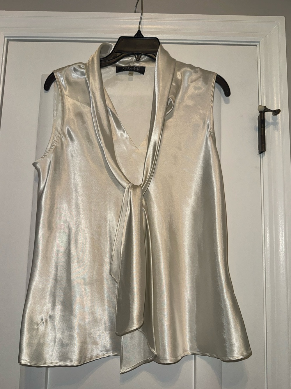 Kasper Satin Tie-Neck Sleeveless Camisole in Cream